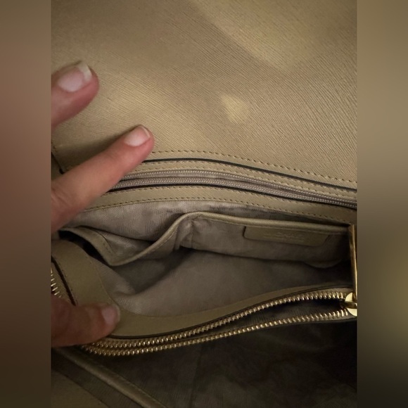 MICHAEL KORS Sofia Large East West Satchel - Picture 11 of 15